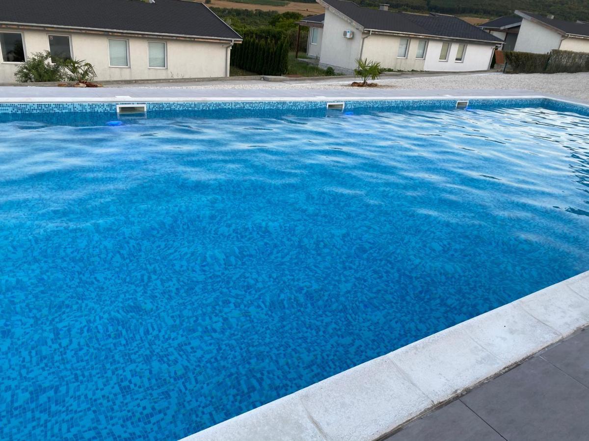Holiday Villapark - Seaview Albena - Villa 13 罗格其维 外观 照片
